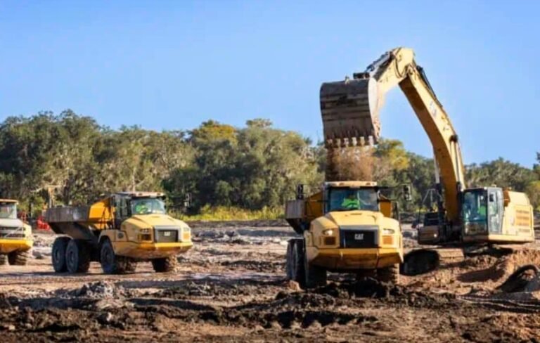Excavating Contractor Services for Construction and Land Development Excavating Contractor Services for Construction and Land Development